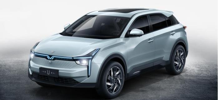 哪吒汽車,哪吒U,哪吒V,特斯拉