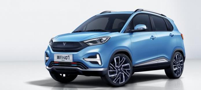 哪吒汽車,哪吒U,哪吒V,特斯拉