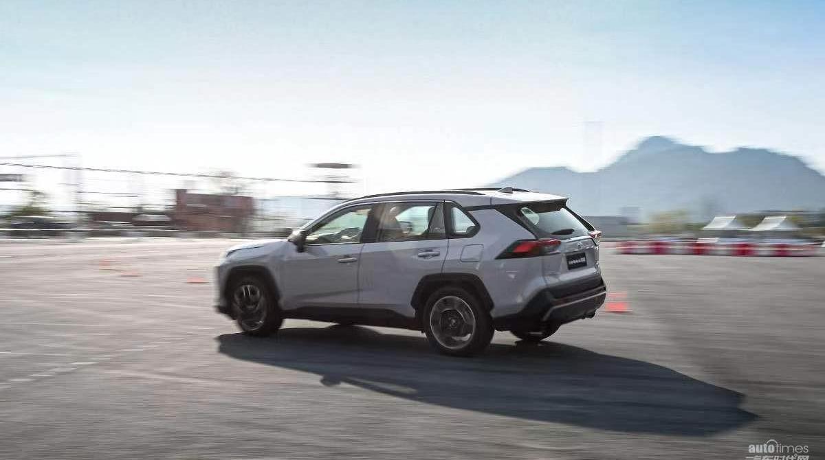 RAV4榮放,本田,大眾,豐田,理念