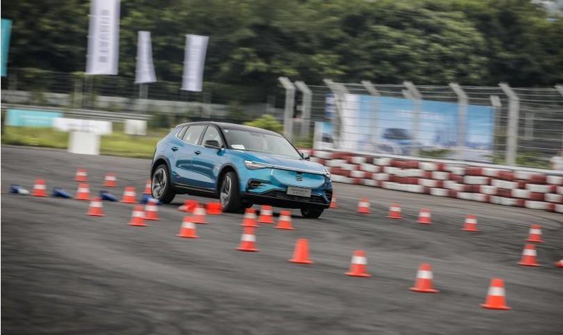 天際ME7,天際汽車,長行,榮威,特斯拉
